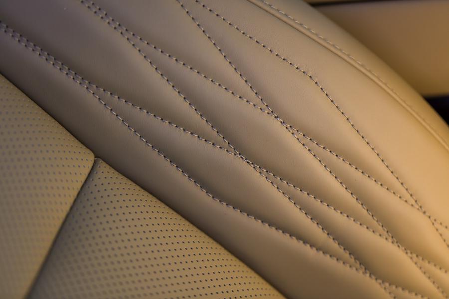 Детали интерьера Kia Cadenza (YG) 2020 года  (NA) (фото 47 из 51)